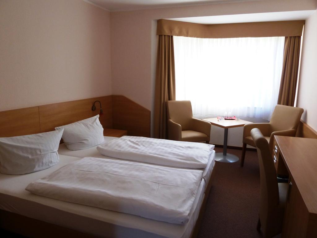 Hotel Havel Lodge Berlin Bagian luar foto