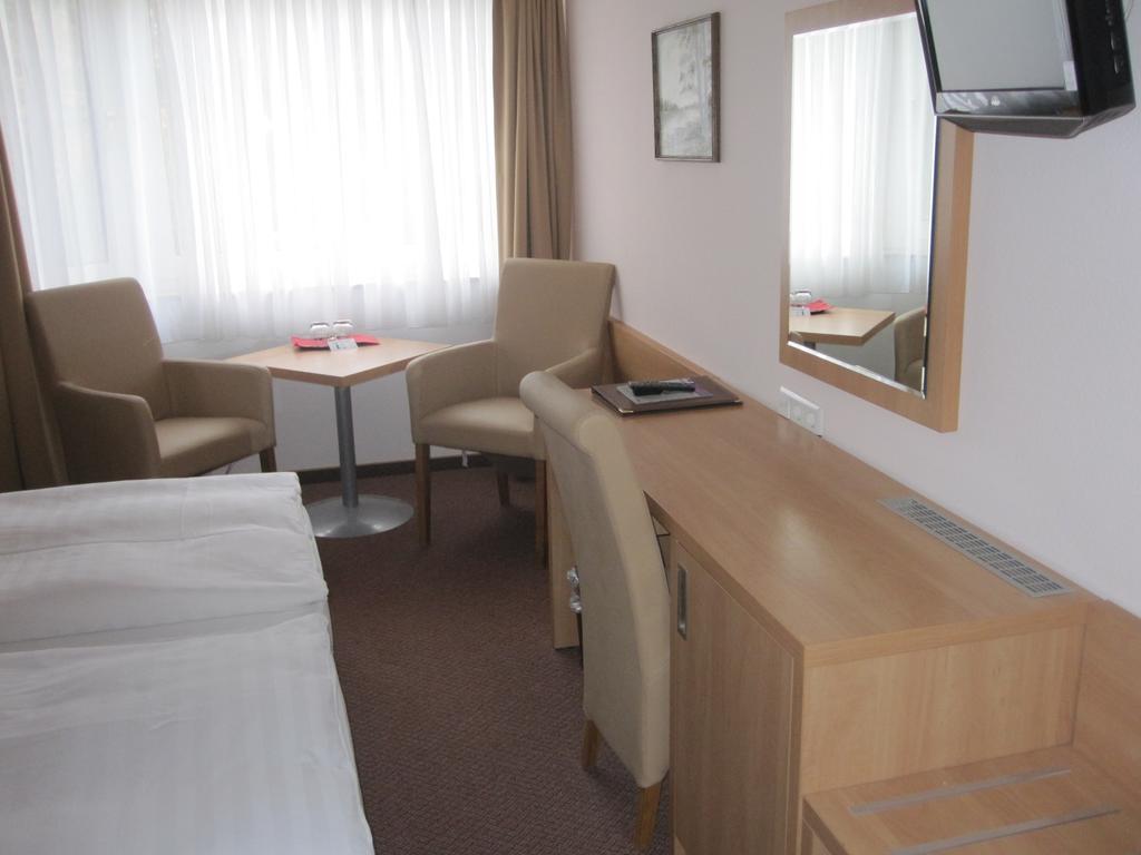 Hotel Havel Lodge Berlin Bagian luar foto