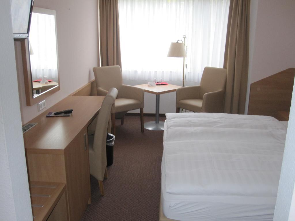 Hotel Havel Lodge Berlin Bagian luar foto
